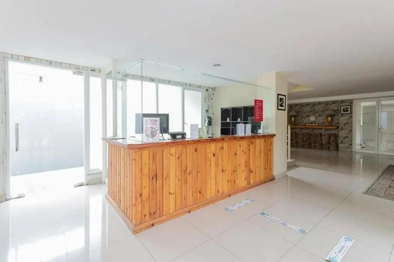 Reddoorz Plus At Riverside Malang Dış mekan fotoğraf
